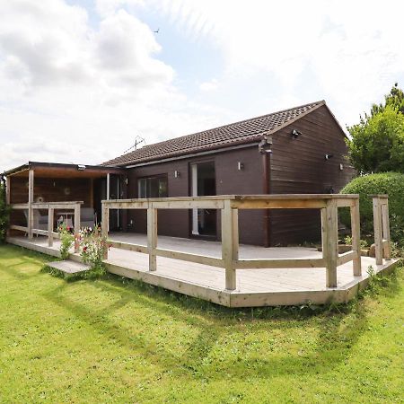 וויראל Meols Holiday Lodge מראה חיצוני תמונה