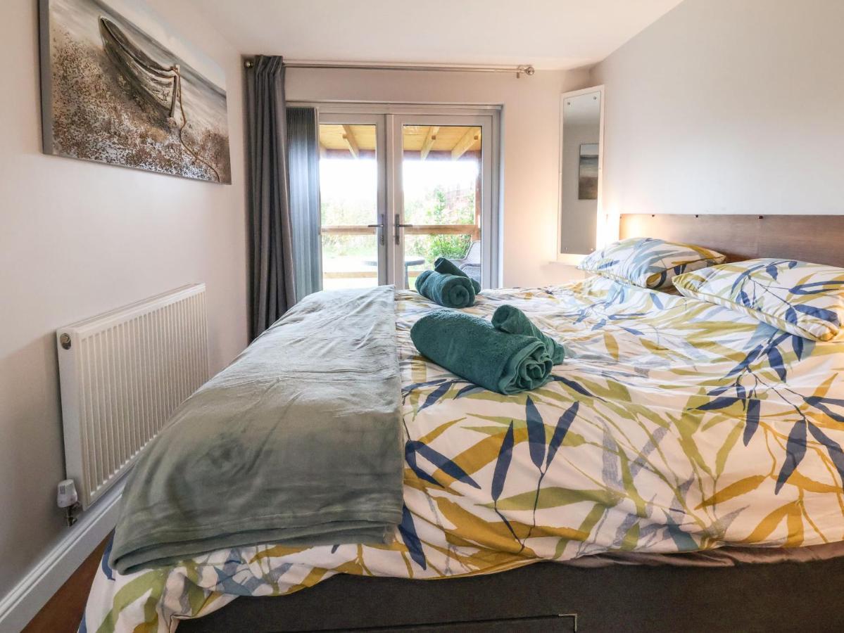 וויראל Meols Holiday Lodge מראה חיצוני תמונה