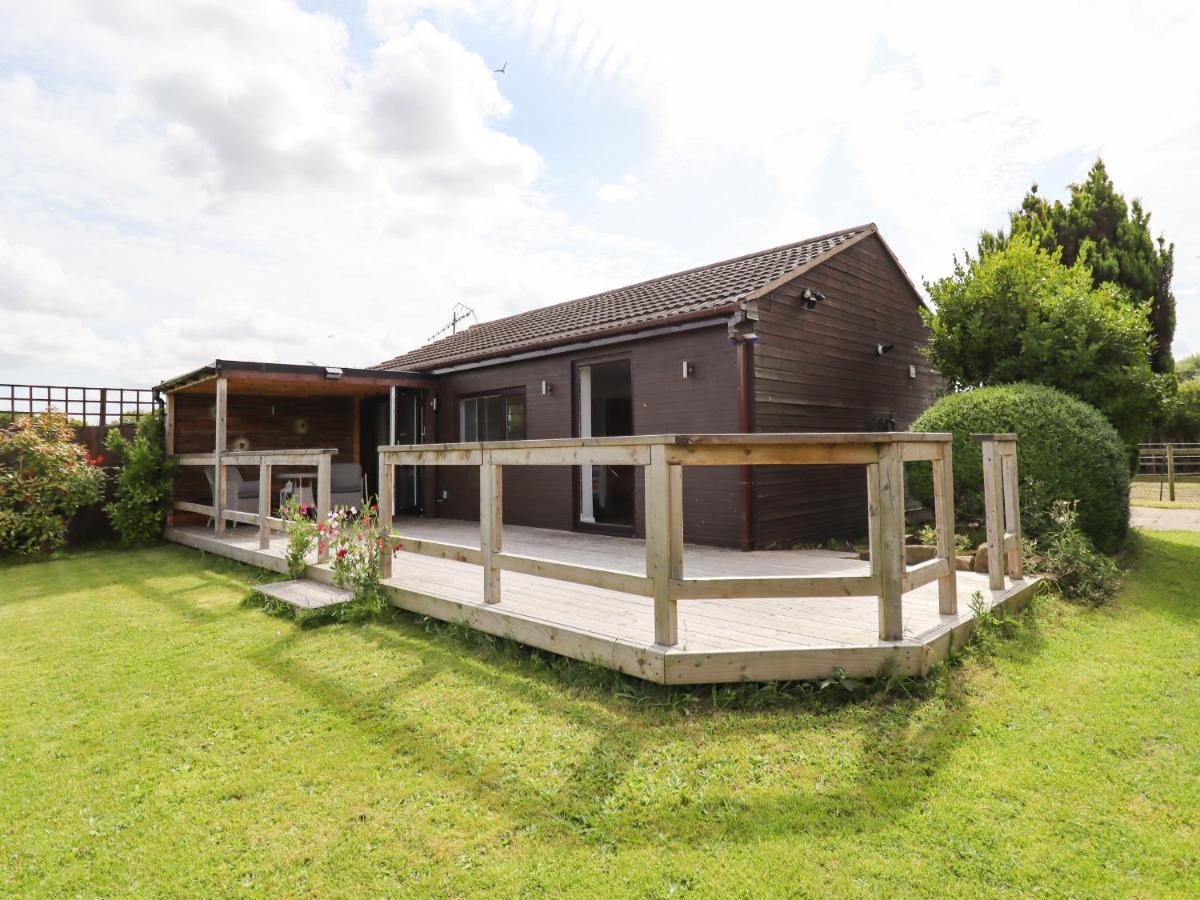 וויראל Meols Holiday Lodge מראה חיצוני תמונה