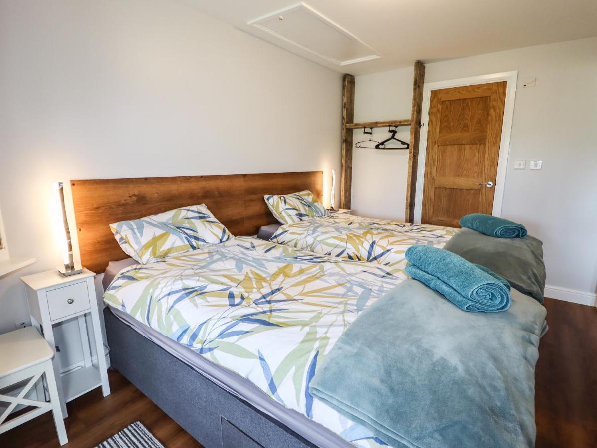 וויראל Meols Holiday Lodge מראה חיצוני תמונה