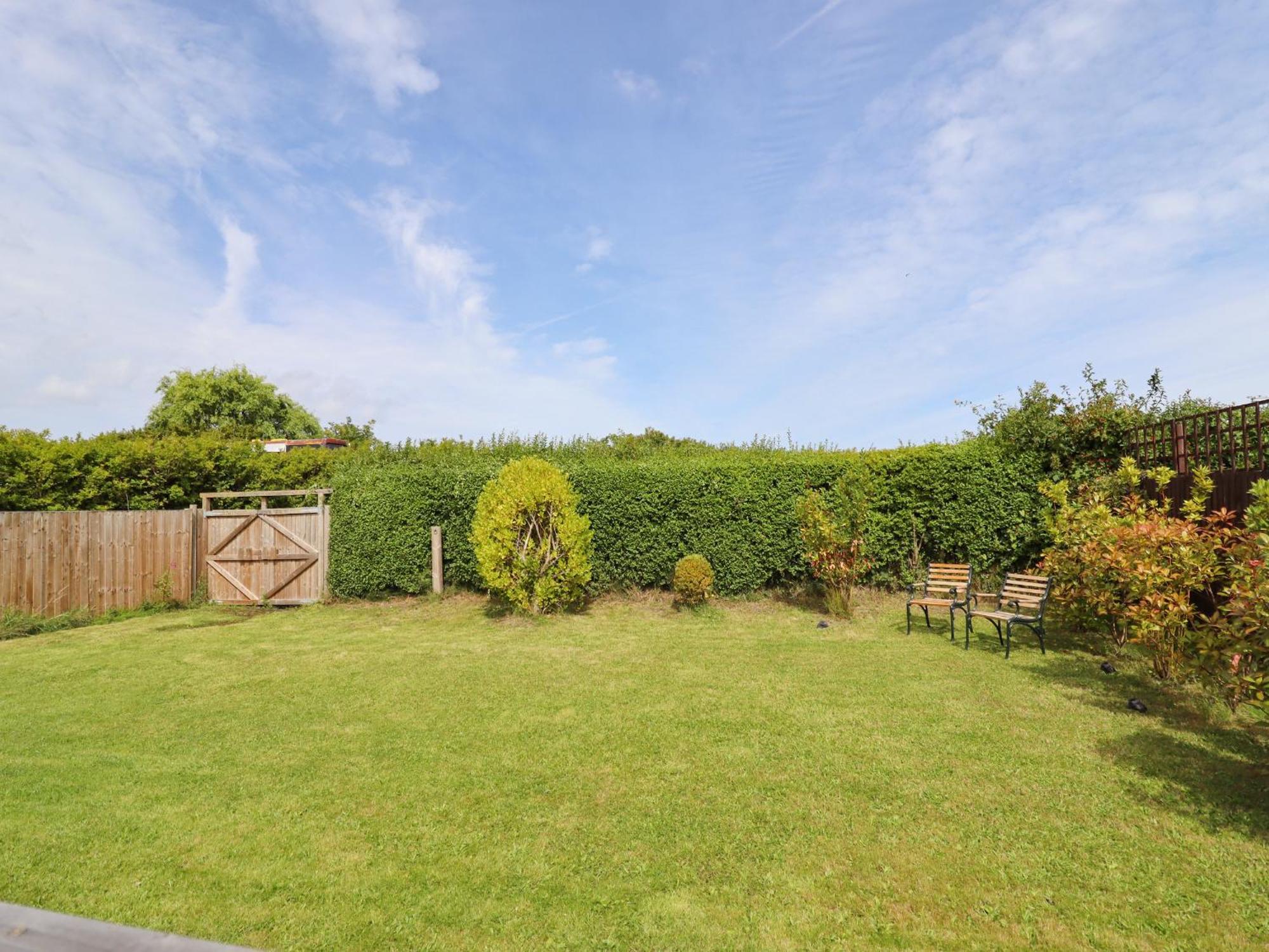 וויראל Meols Holiday Lodge מראה חיצוני תמונה